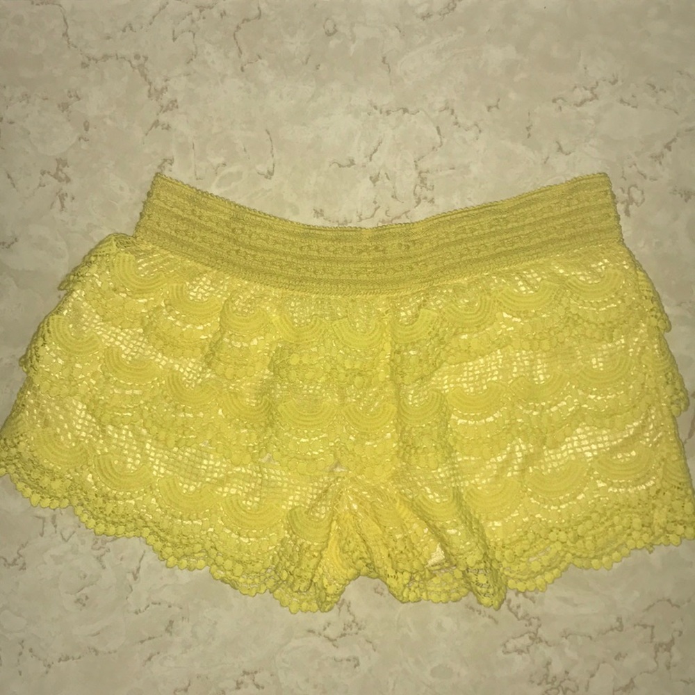 Boutique Lace Shorts ☀️️